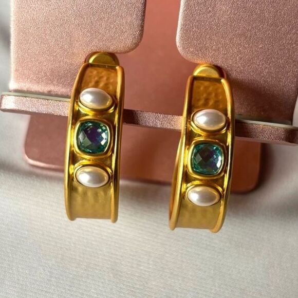 Brand new! $195 Julie Vos Loop Earrings Color: blue gold - Picture 3 of 7